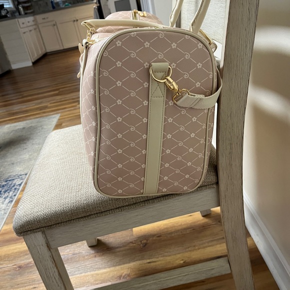 Disney Bambi NWT Travel Bag, Beige, great Diaper Bag, 18 x 12 x 8, soft! - Picture 5 of 14